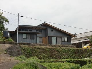 持ち山の木で建てた板倉工法の家 大分県由布市森田様邸 建築家紹介センター